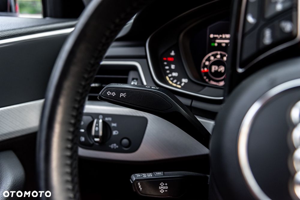 Audi A4 Limousine 35 TFSI S tronic S line - 30