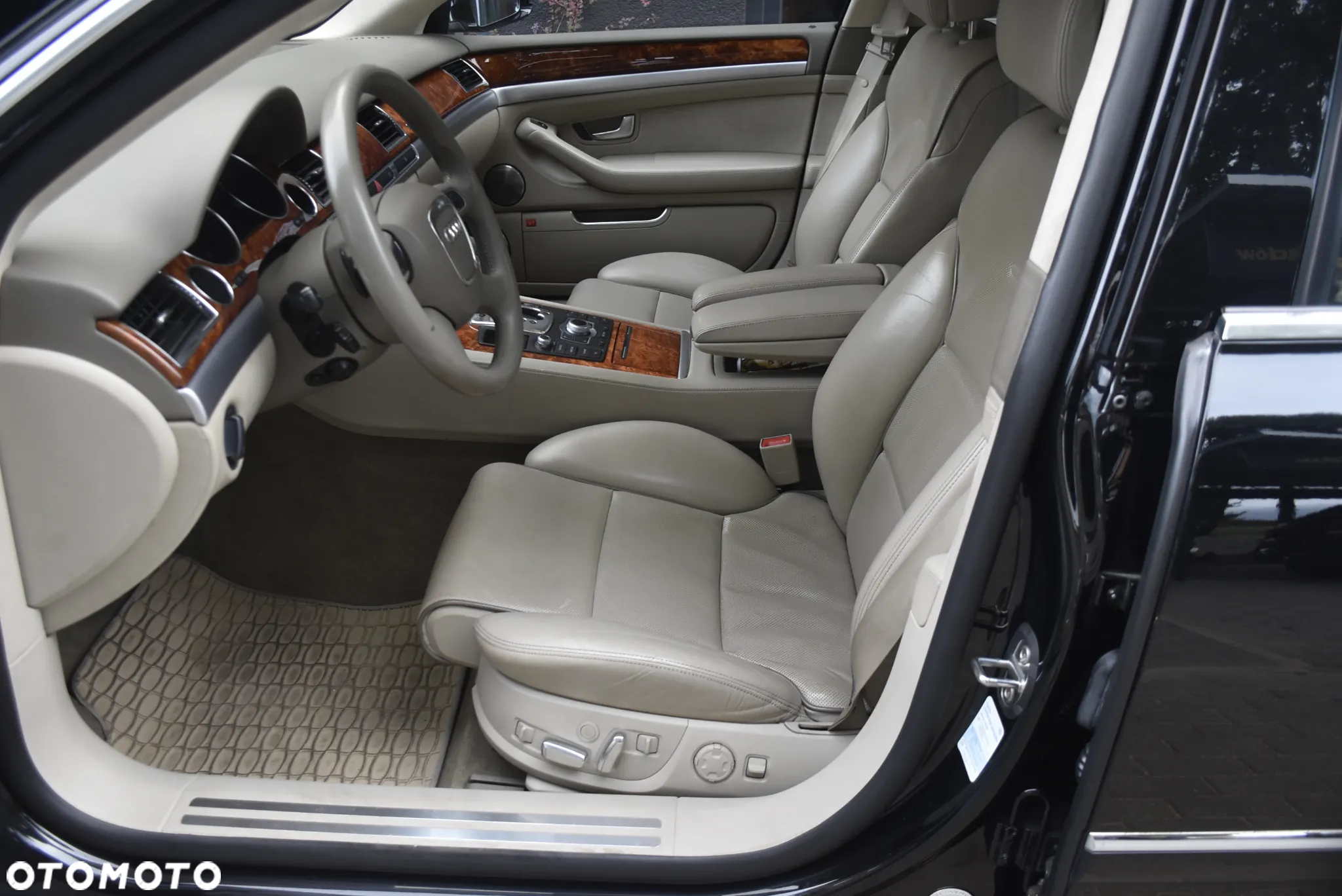 Audi A8 6.0 quattro Langversion - 8