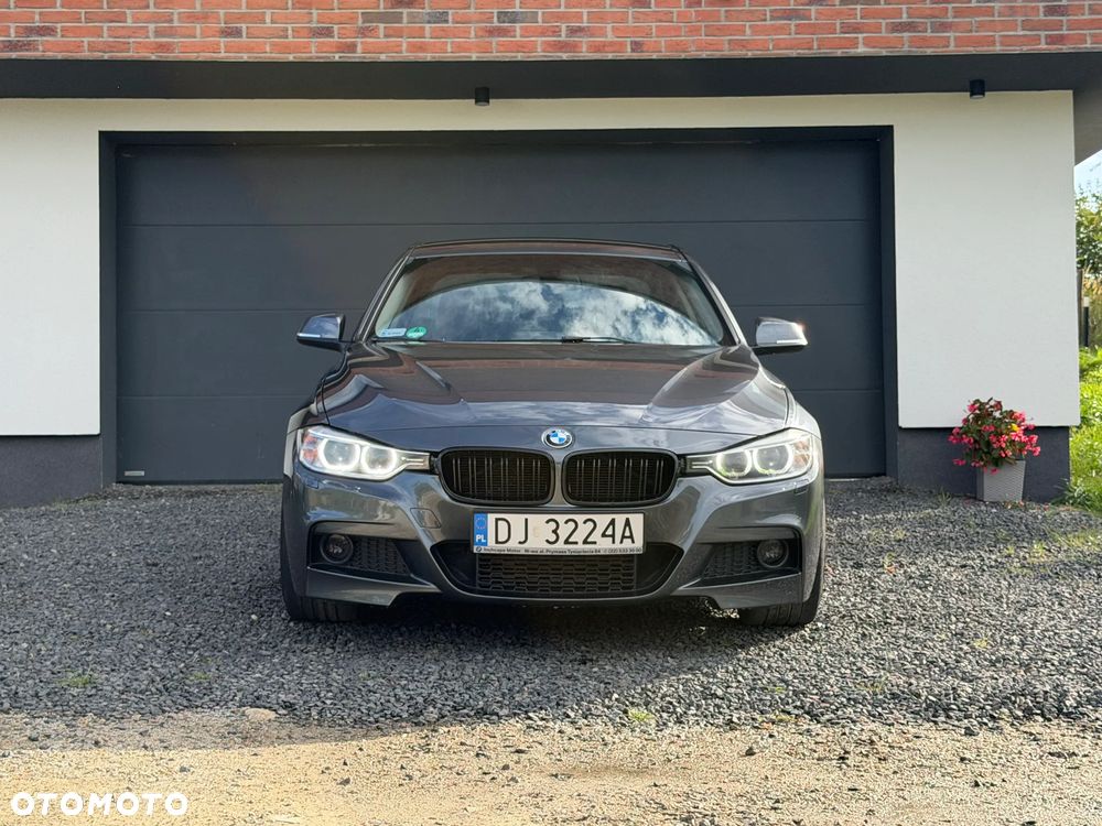 BMW Seria 3 328i xDrive - 2