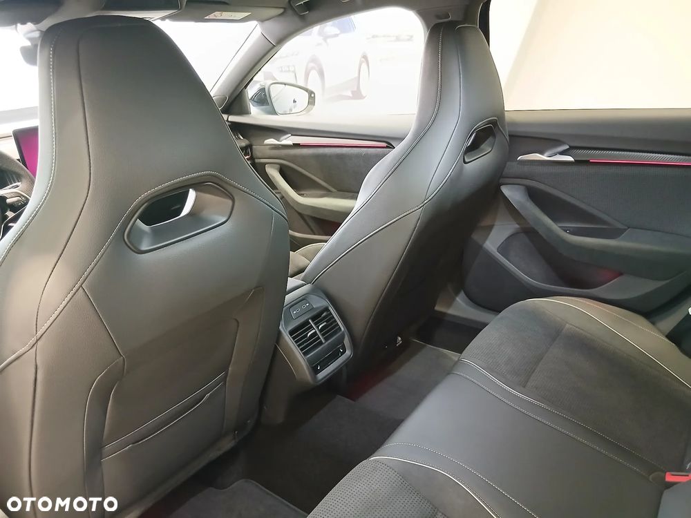 Skoda Superb - 12
