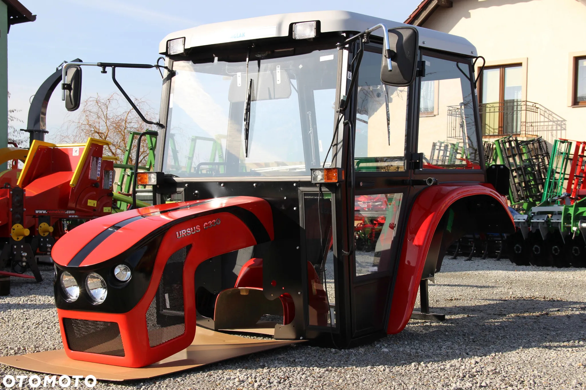Kabina C330 maska C- 330 Naglak zestaw wiśniowy kabiny maska - 2