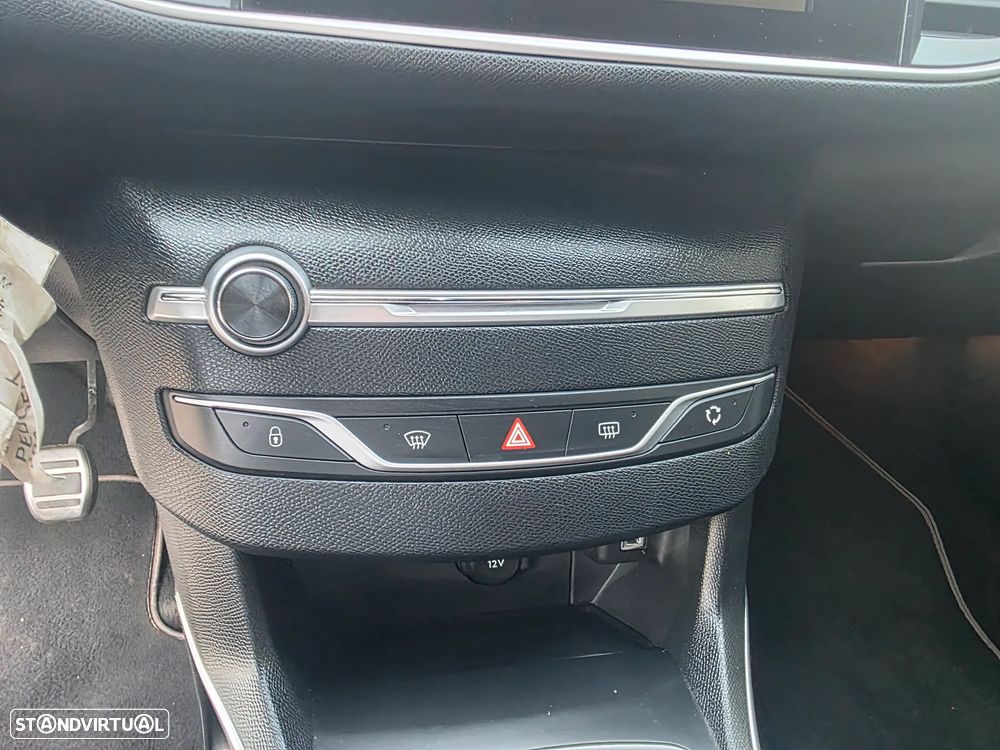 Peugeot 308 BlueHDi FAP 130 Stop & Start GT Pack - 25
