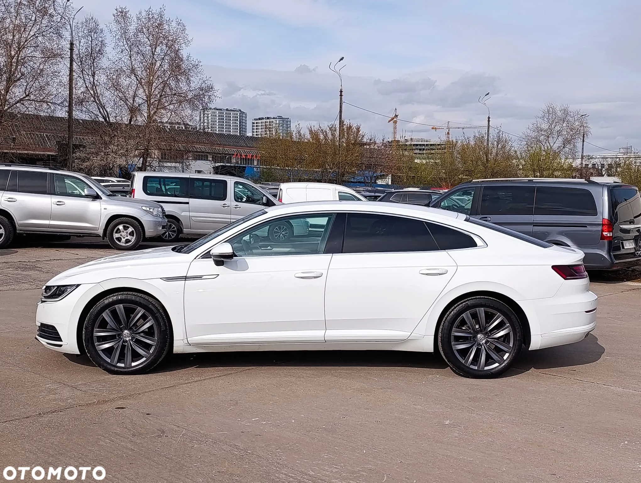 Volkswagen Arteon 2.0 TSI Elegance DSG - 4