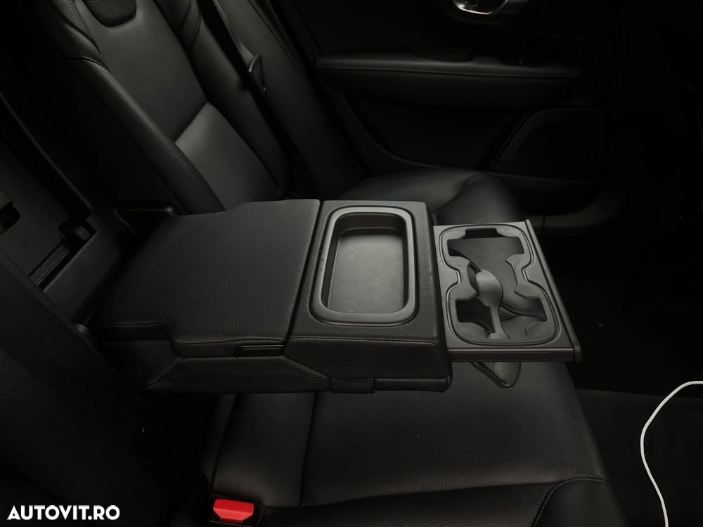 Volvo V90 D4 AWD Momentum - 14