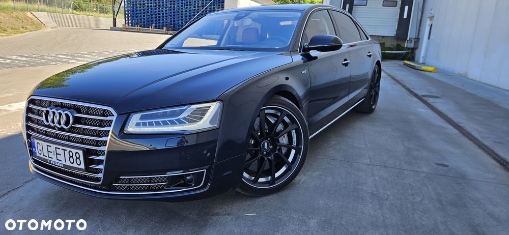 Audi A8 6.3 W12 FSI L Quattro - 1