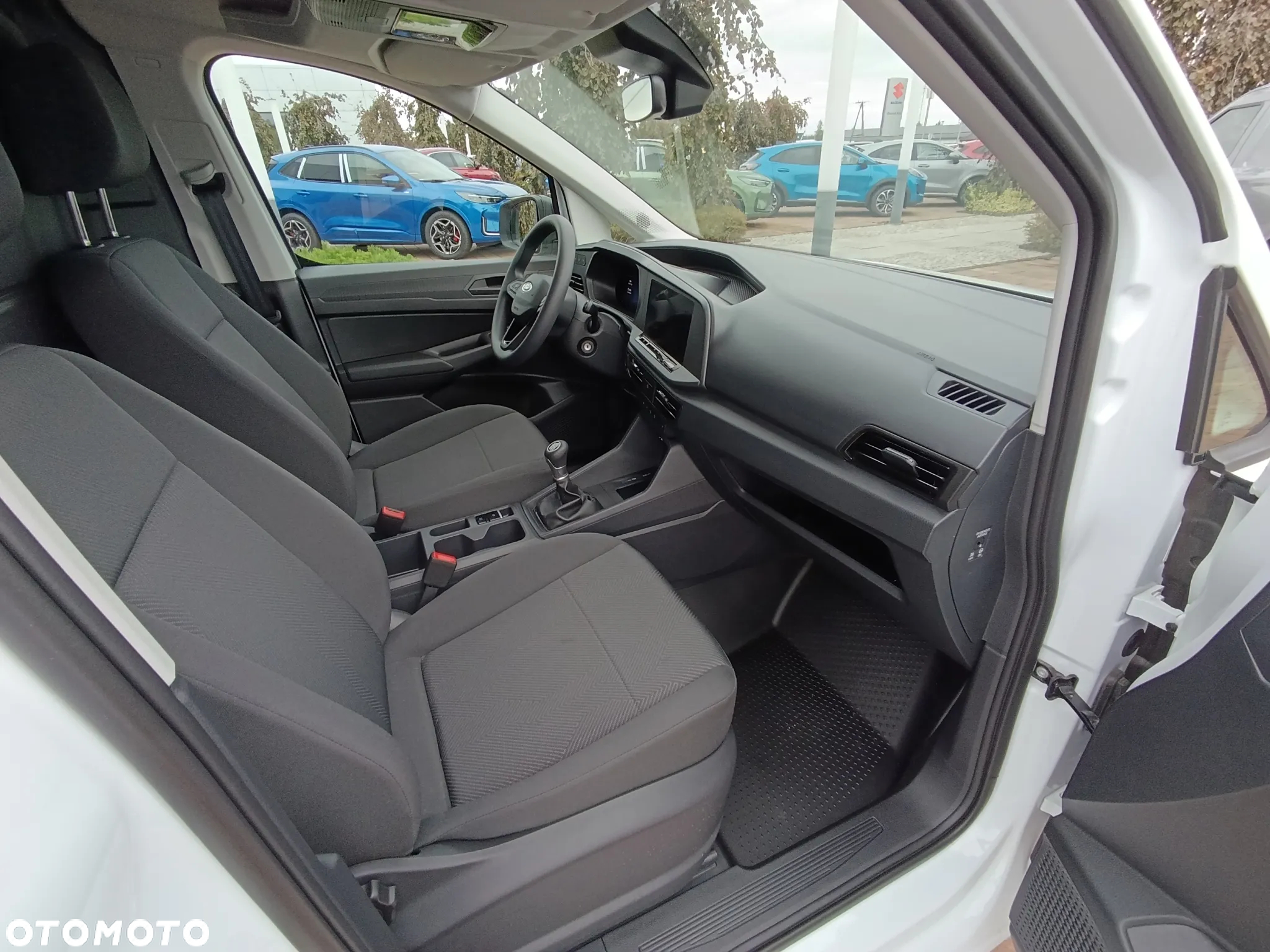 Ford Transit Connect - 17