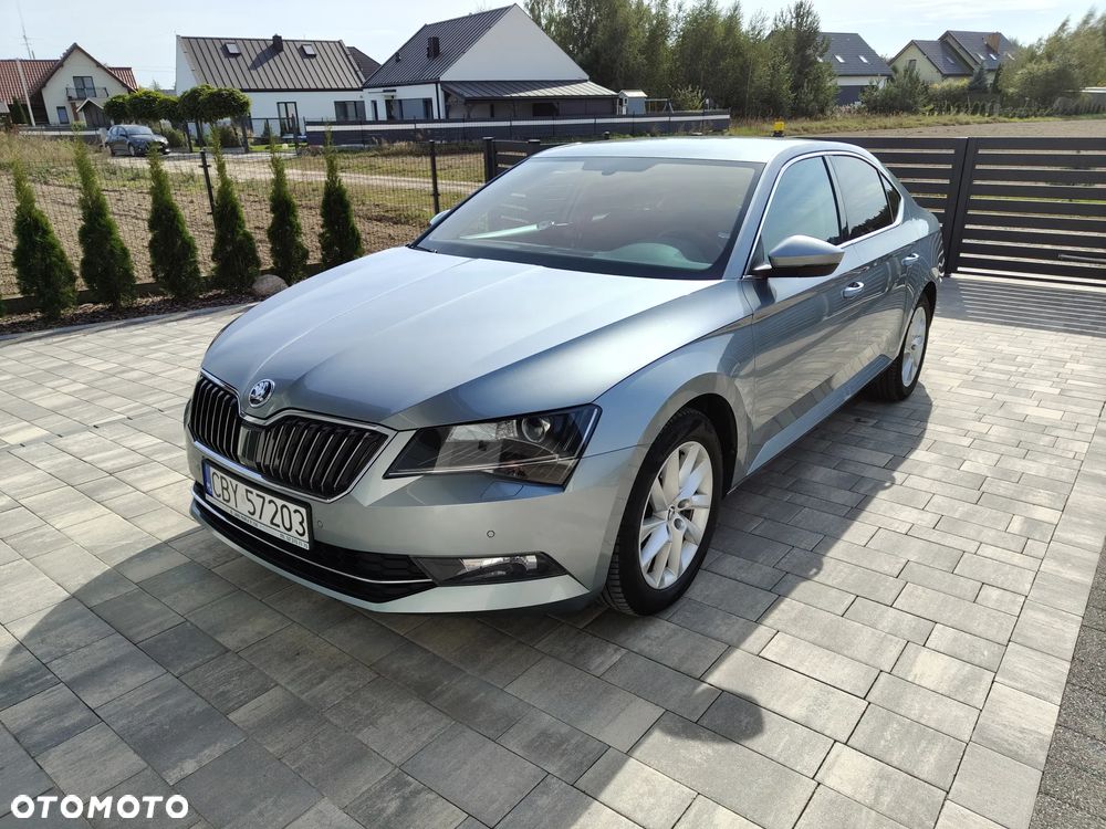 Skoda Superb 2.0 TDI 4x4 Ambition DSG - 2