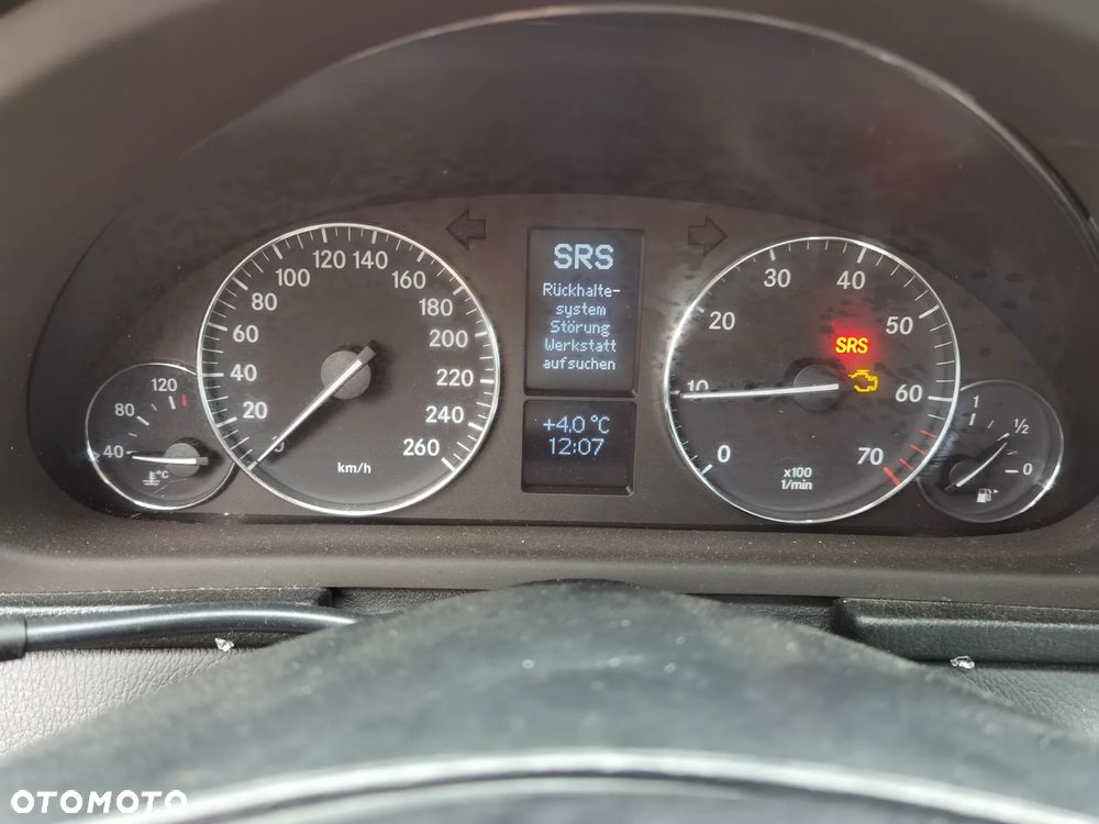 Mercedes-Benz Klasa C 200 Kompressor Avantgarde Sport Edition + - 13