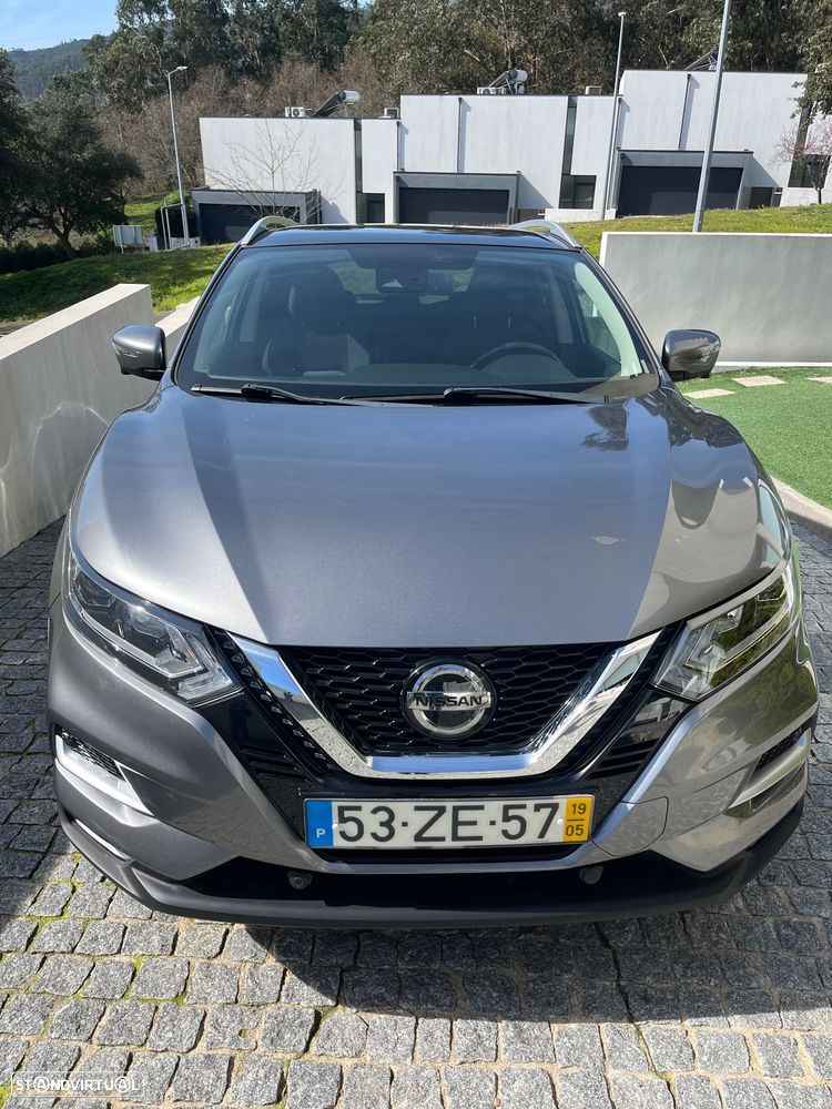 Nissan Qashqai 1.3 DIG-T N-Connecta J18 - 1