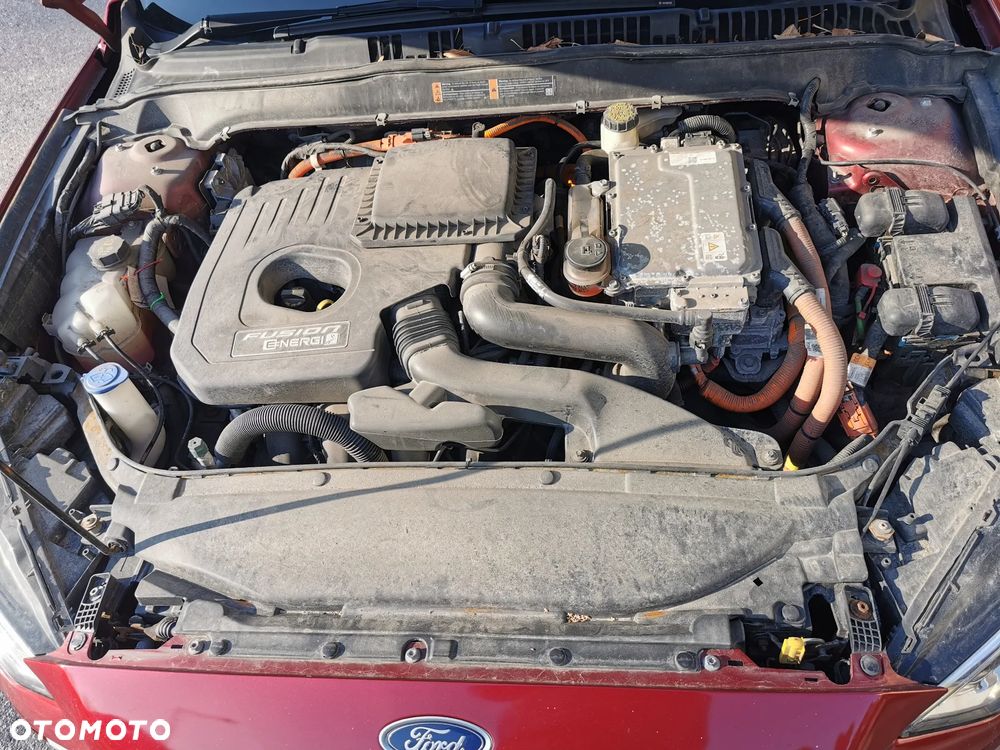 Ford Fusion - 13