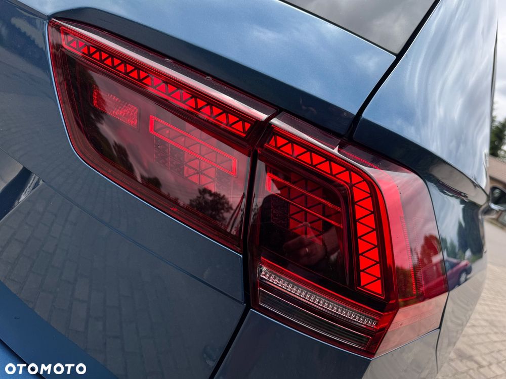 Volkswagen Tiguan - 33