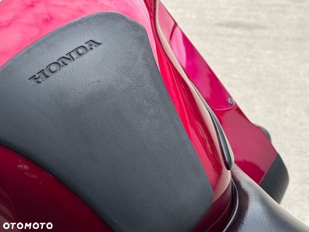 Honda ST - 10
