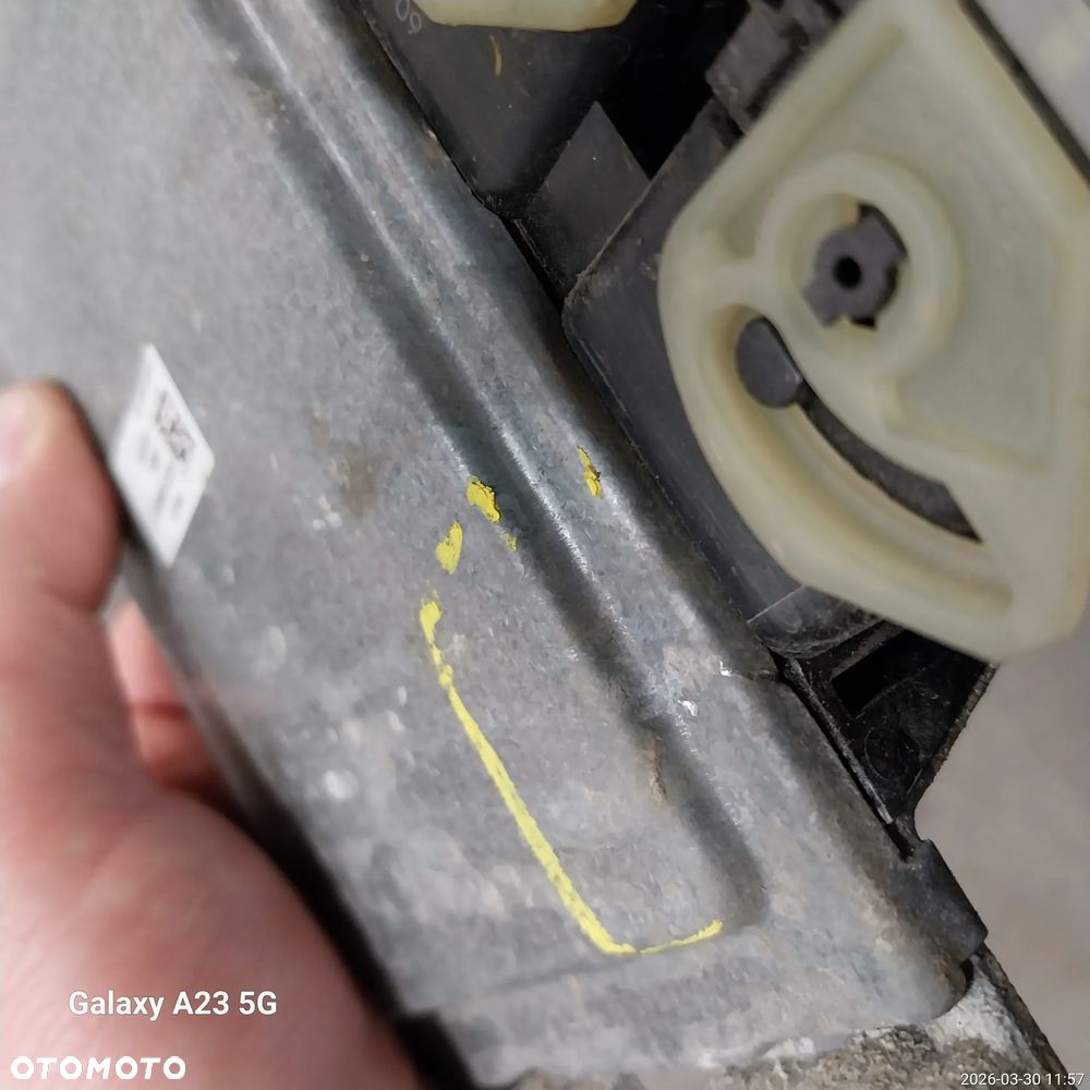 Ford Focus 1.6 Trend PowerShift - 9