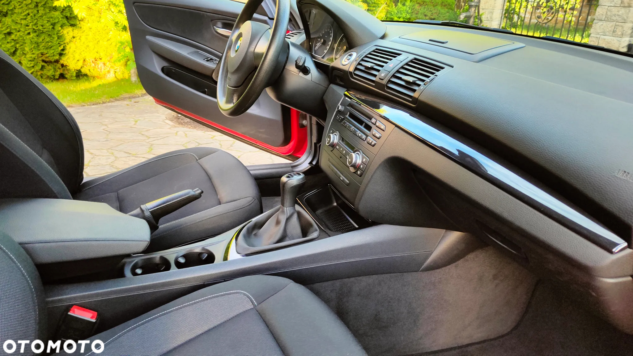 BMW Seria 1 118i - 30
