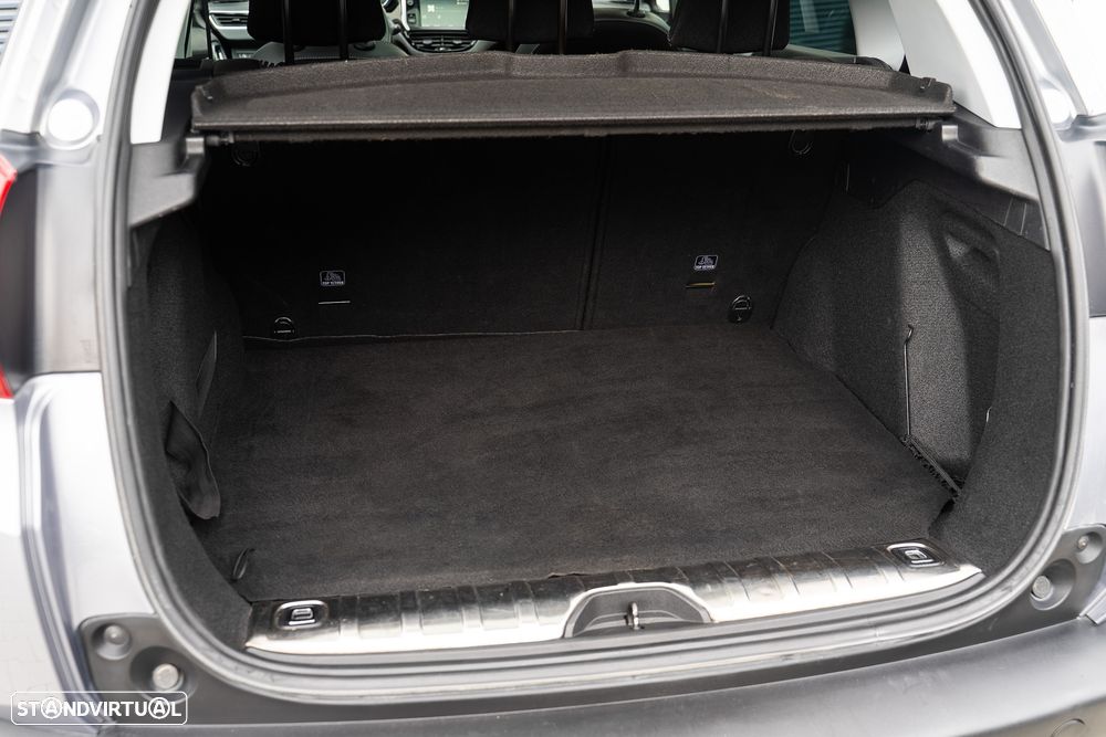 Peugeot 2008 1.2 PureTech Allure EAT6 - 26