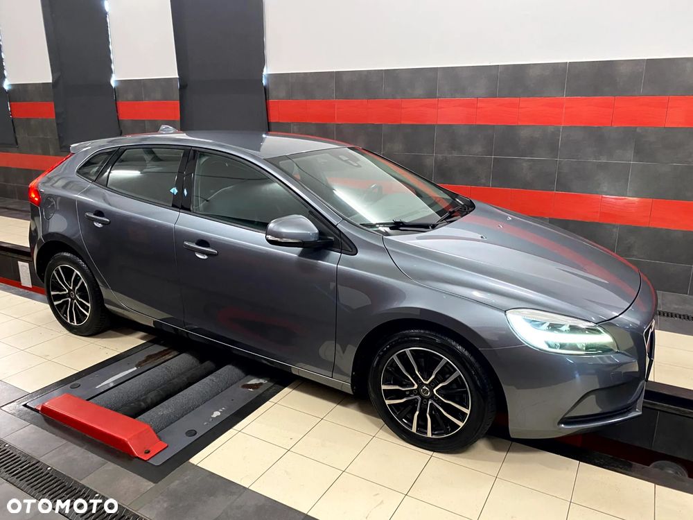 Volvo V40 D2 Drive-E Summum - 8