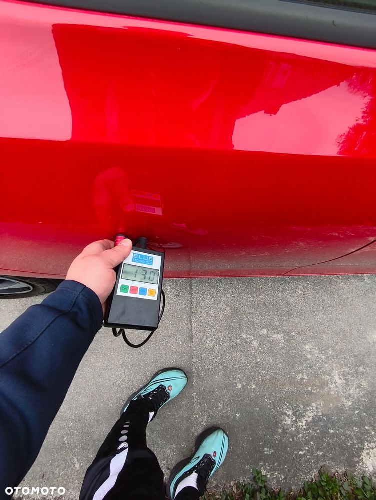 Volkswagen Golf - 22