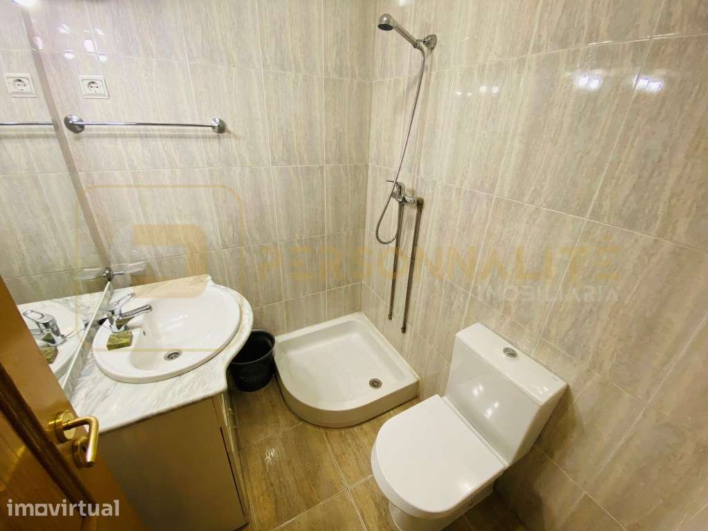 Excelente apartamento T1 junto aos Campos de Treino - Grande imagem: 5/14