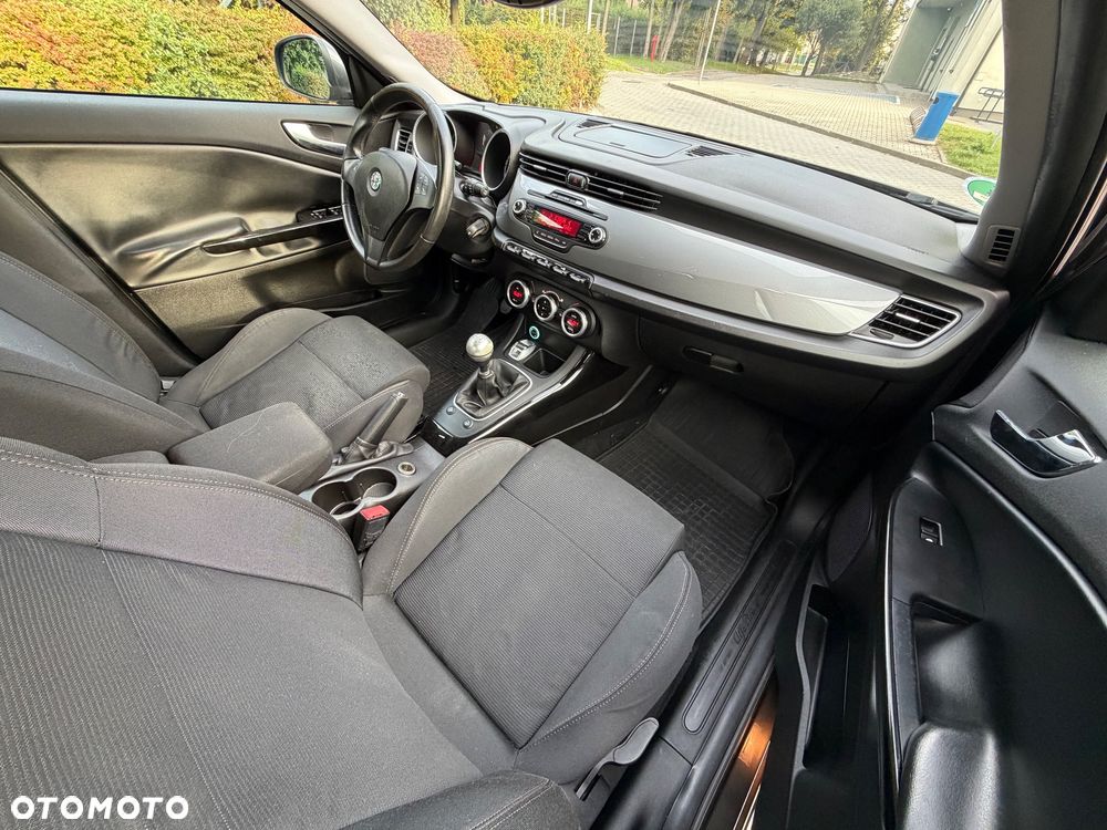 Alfa Romeo Giulietta 1.4 TB 16V Super - 17