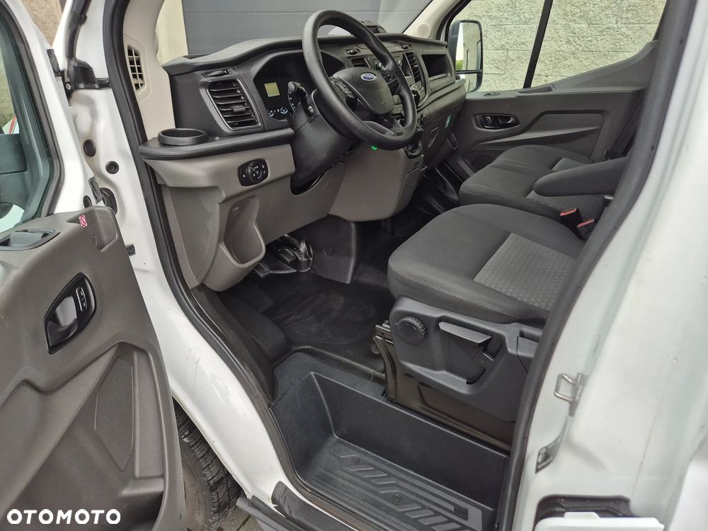 Ford Transit - 13