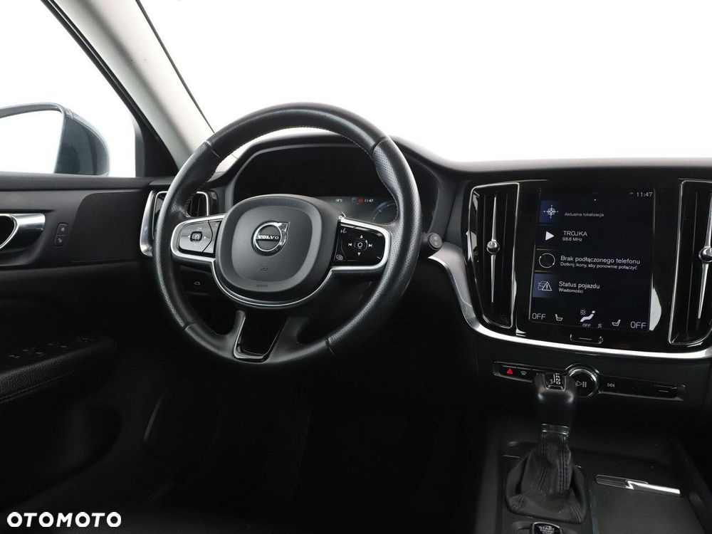 Volvo V60 D4 Momentum - 16