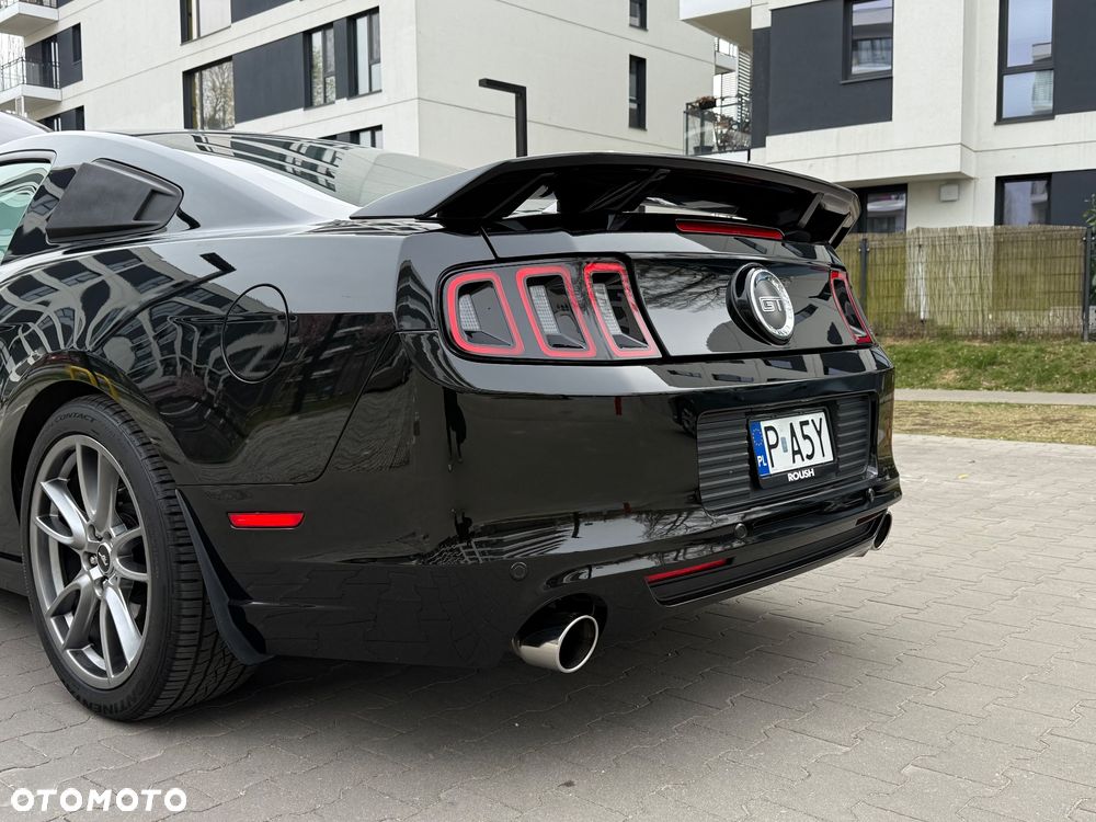 Ford Mustang 5.0 V8 GT - 33