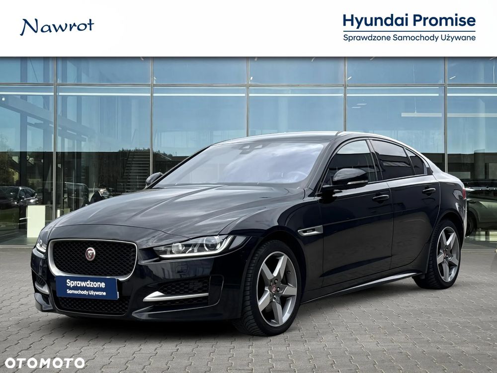 Jaguar XE 2.0 D AWD R-Sport - 1