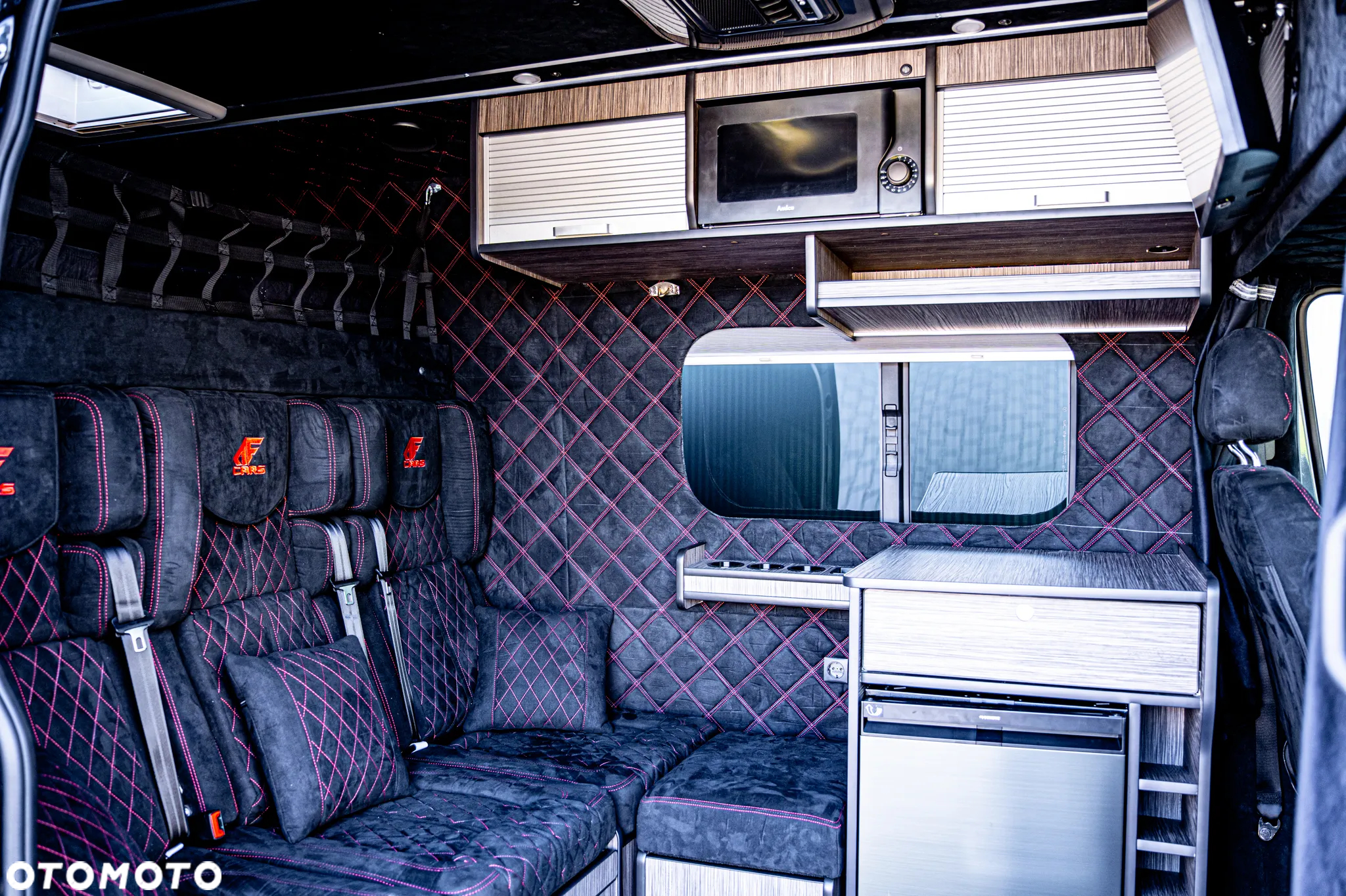 Mercedes-Benz Sprinter - 14