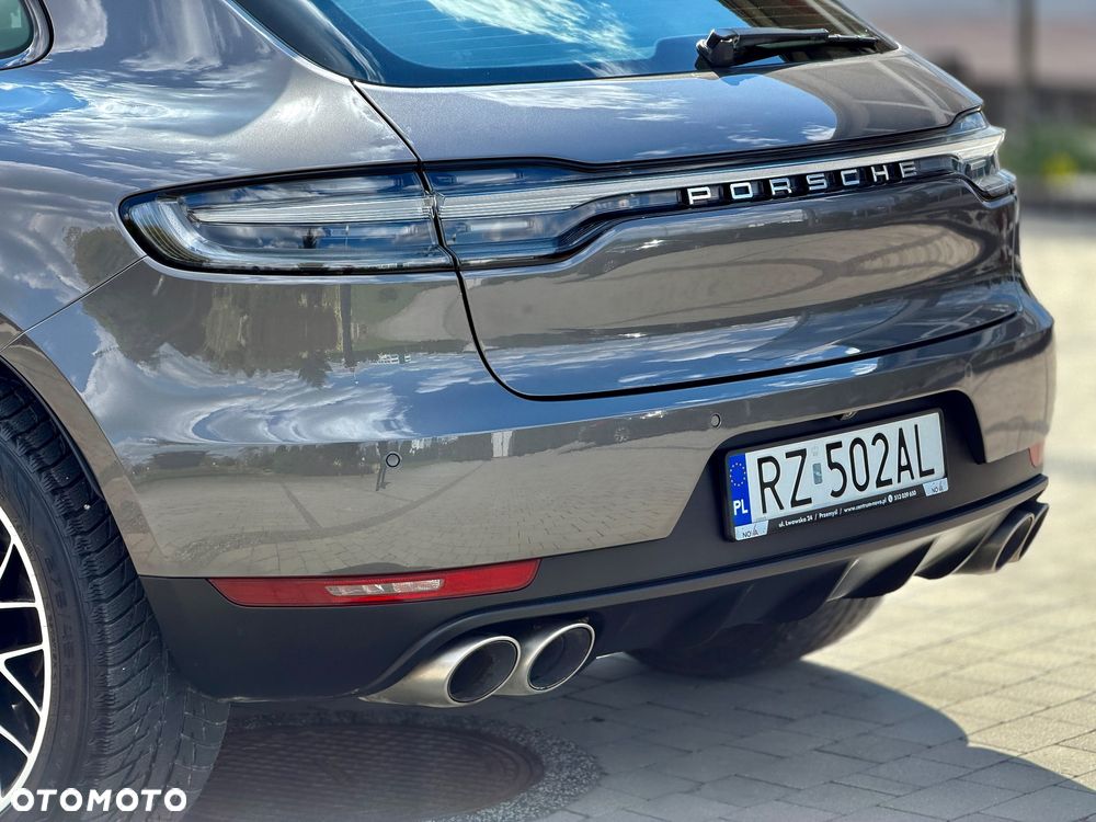 Porsche Macan - 4