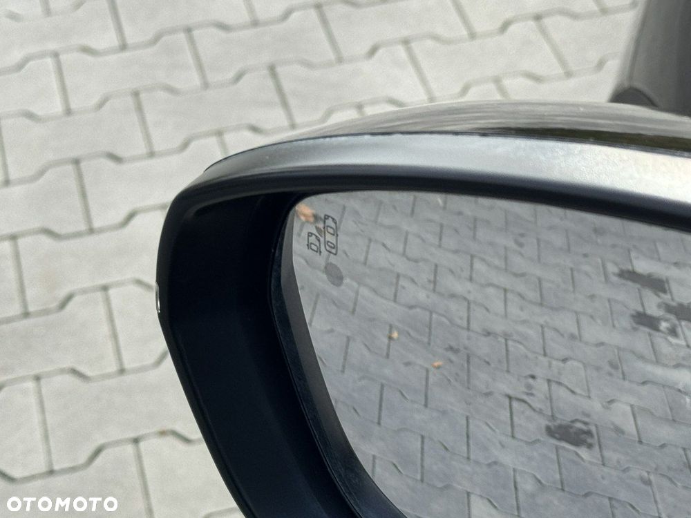 Peugeot 3008 PureTech 130 Stop & Start GPF Allure - 16