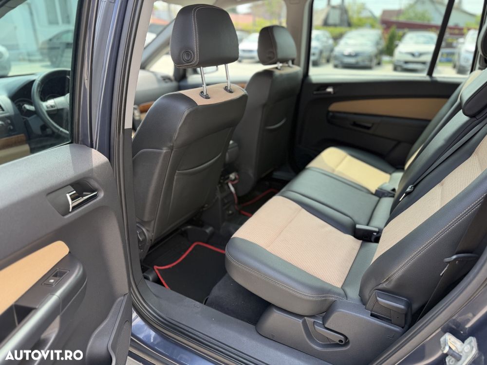 Opel Zafira - 27