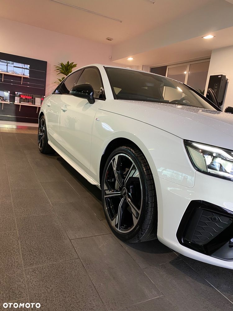 Audi A4 Limousine 40 TFSI mHEV Quattro S Line S tronic - 6