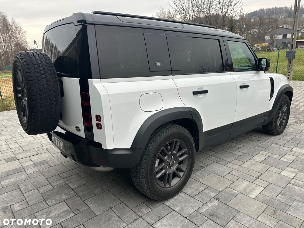 Land Rover Defender 110 D240 S - 25