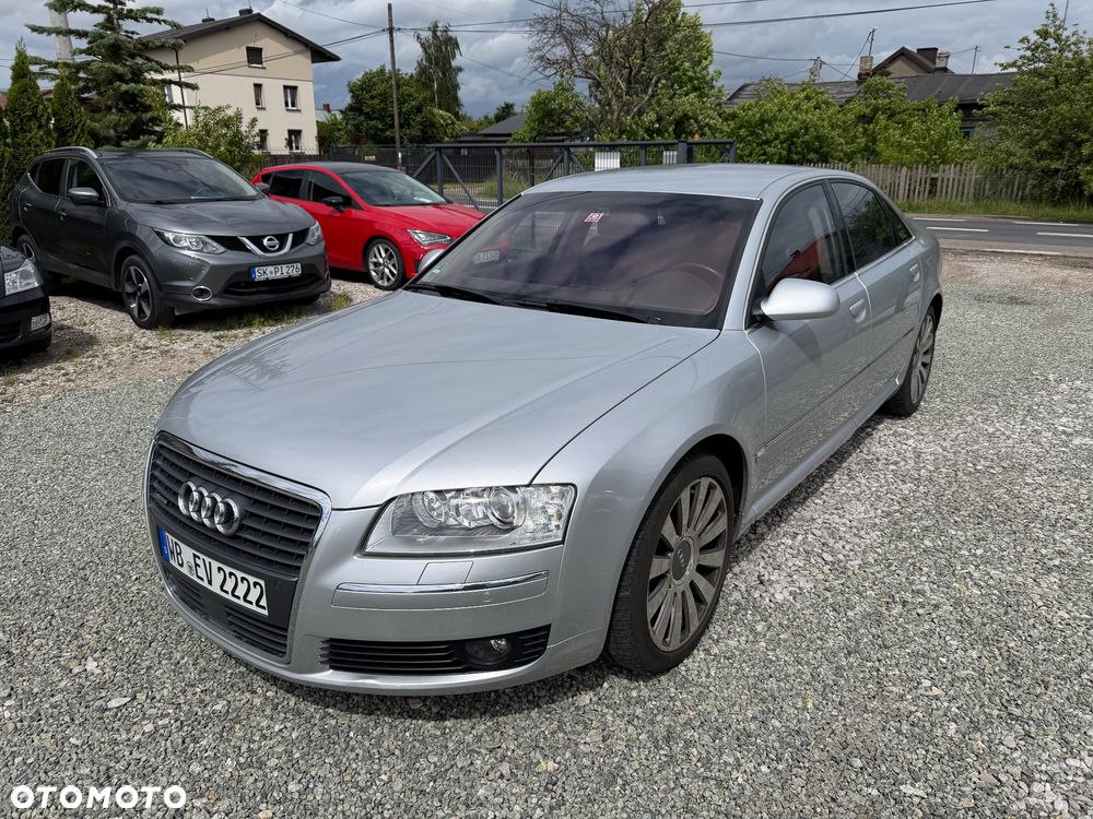 Audi A8 4.2 Quattro - 14