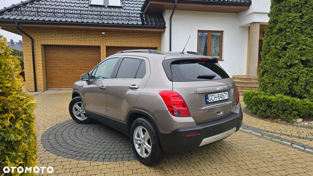 Chevrolet Trax 1.6 LT - 23