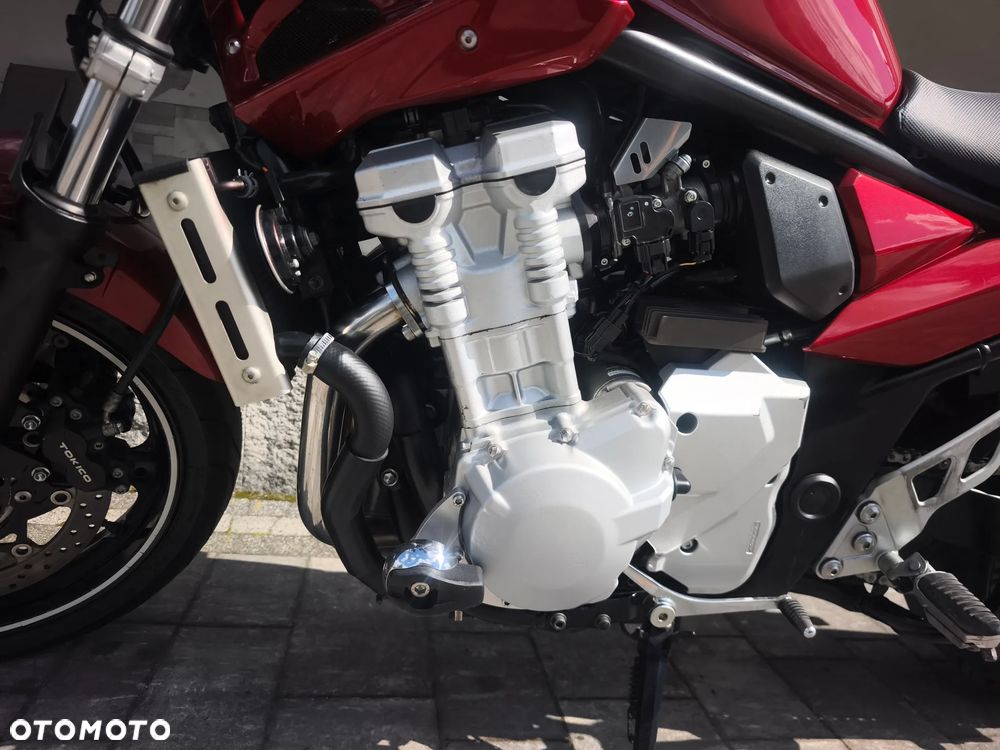 Suzuki Bandit - 22