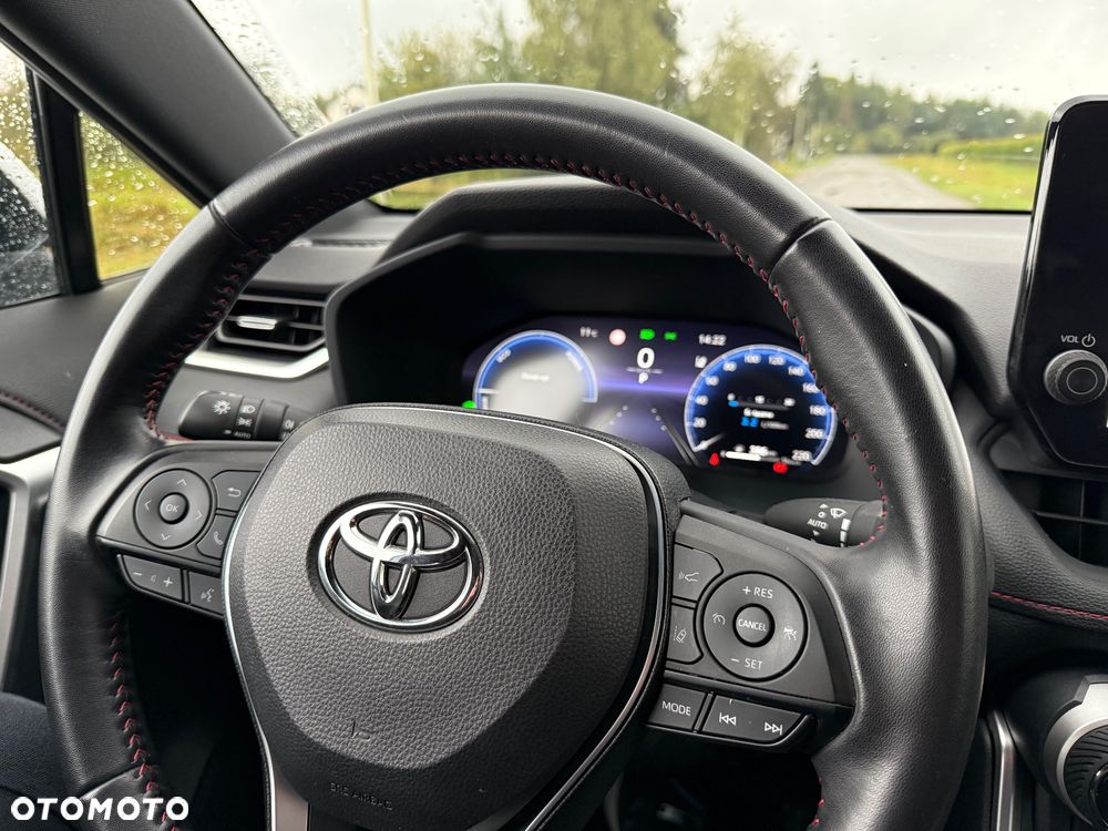 Toyota RAV4 Standard - 10