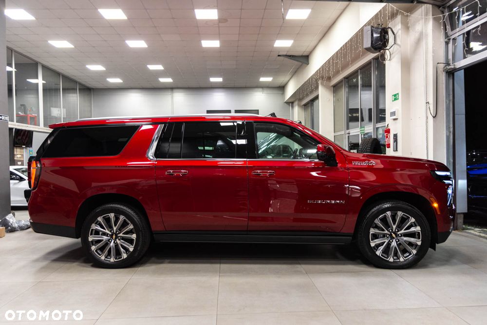 Chevrolet Suburban - 7
