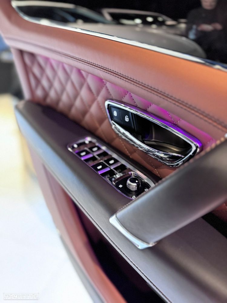 Bentley Bentayga Hybrid - 36