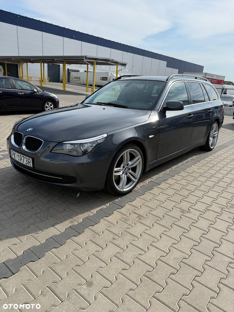 BMW Seria 5 530d Sport-Aut Edition Sport - 1