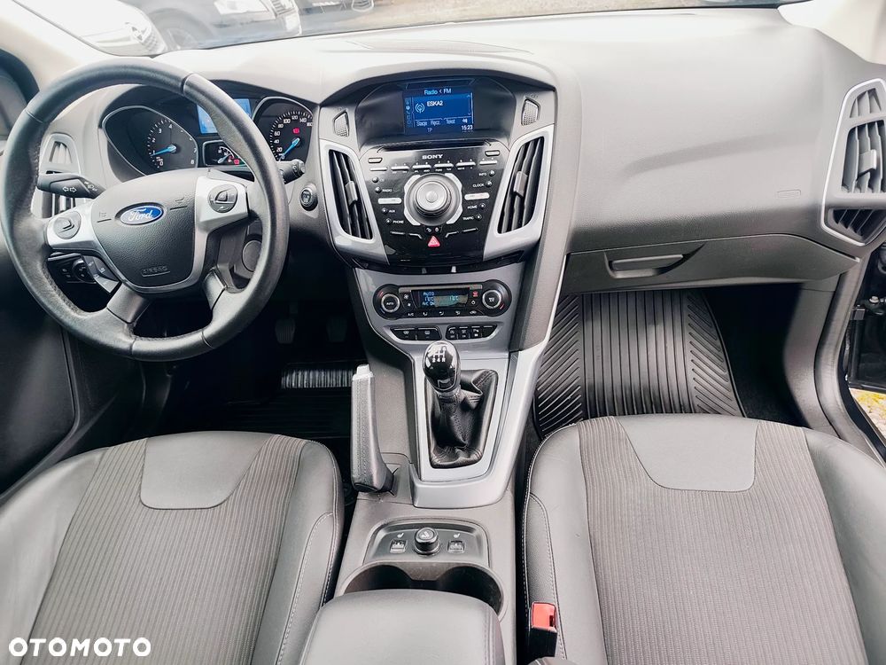 Ford Focus 1.0 EcoBoost Start-Stopp-System Titanium - 12