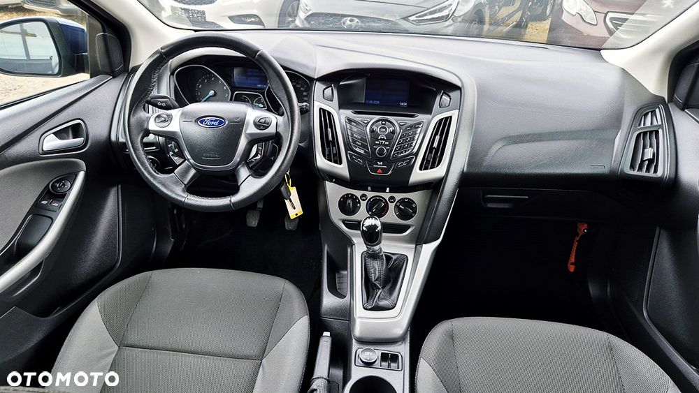 Ford Focus 1.6 Titanium - 36