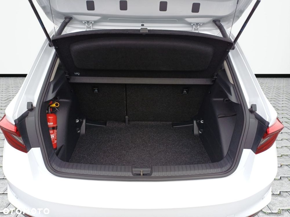 Skoda Fabia 1.0 Selection - 24