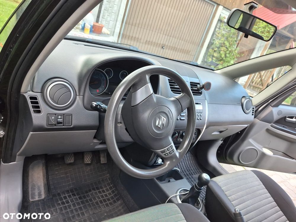 Suzuki SX4 1.5 Comfort - 1