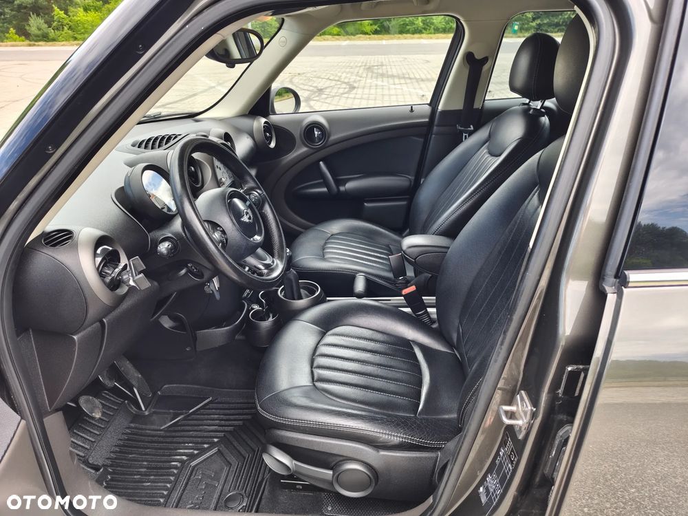 MINI Countryman Cooper D - 16