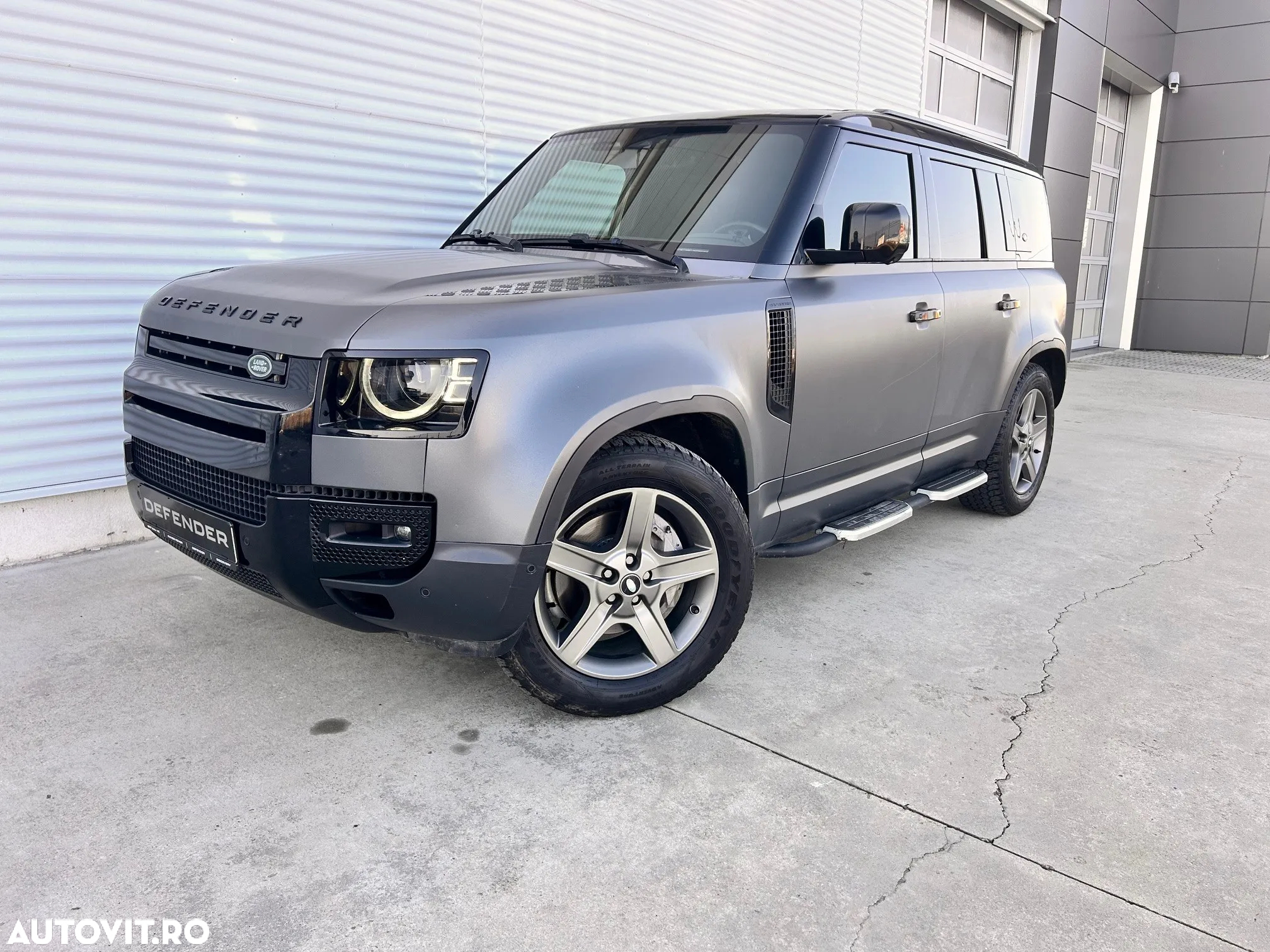 Land Rover Defender 110 3.0D 300 MHEV SE - 2