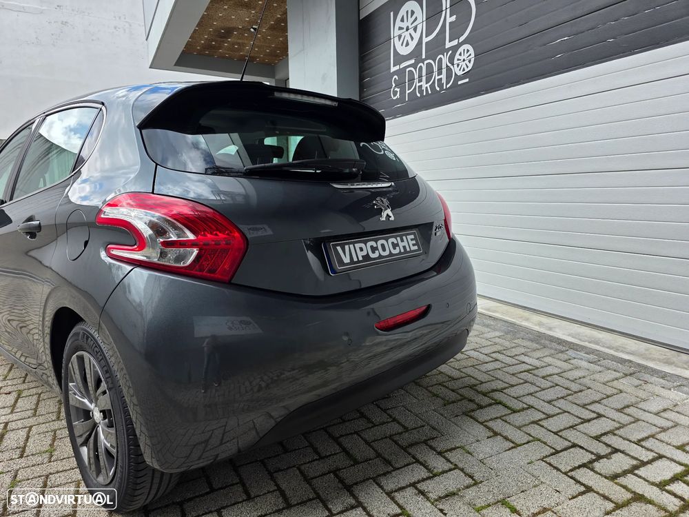 Peugeot 208 1.6 e-HDi Allure - 32