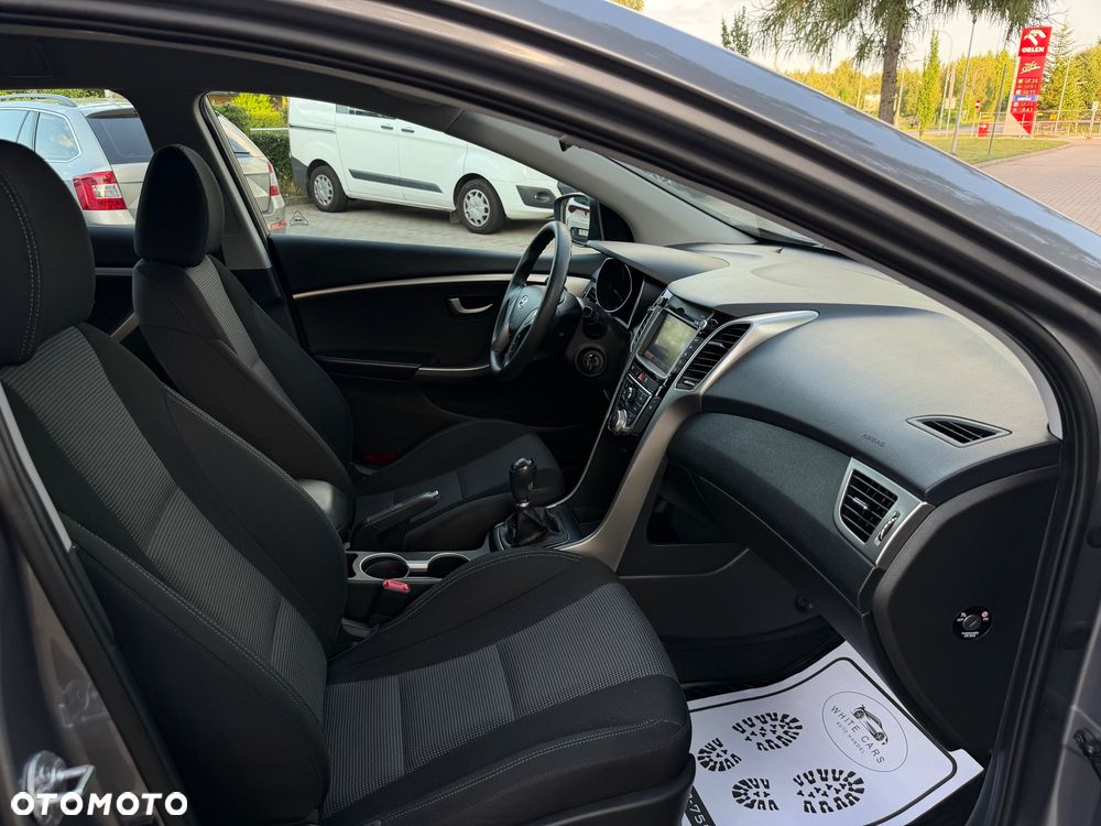 Hyundai i30 1.4 Fifa World Cup Edition - 33