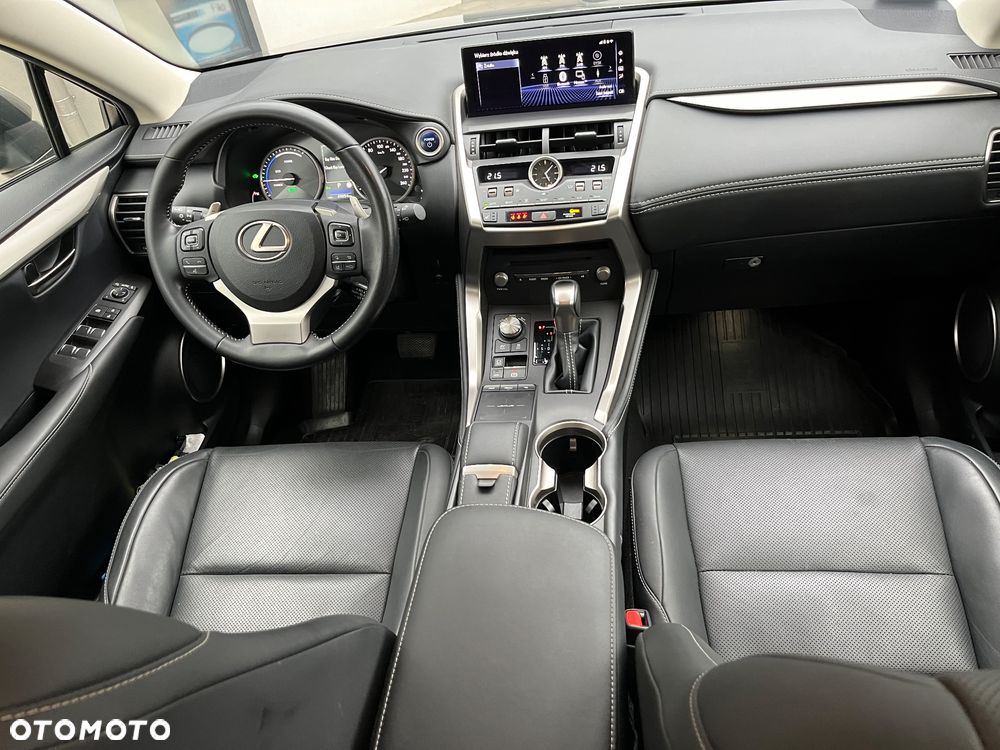 Lexus NX 300h F Sport Edition AWD - 14