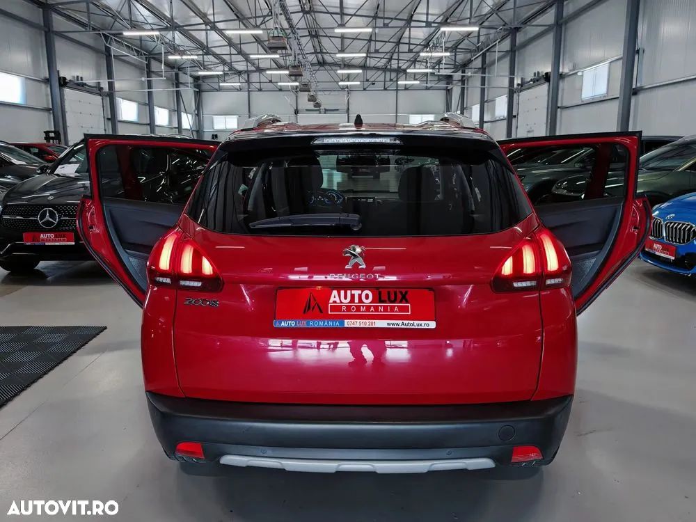 Peugeot 2008 1.2 PureTech Turbo EAT6 S&S Allure - 22
